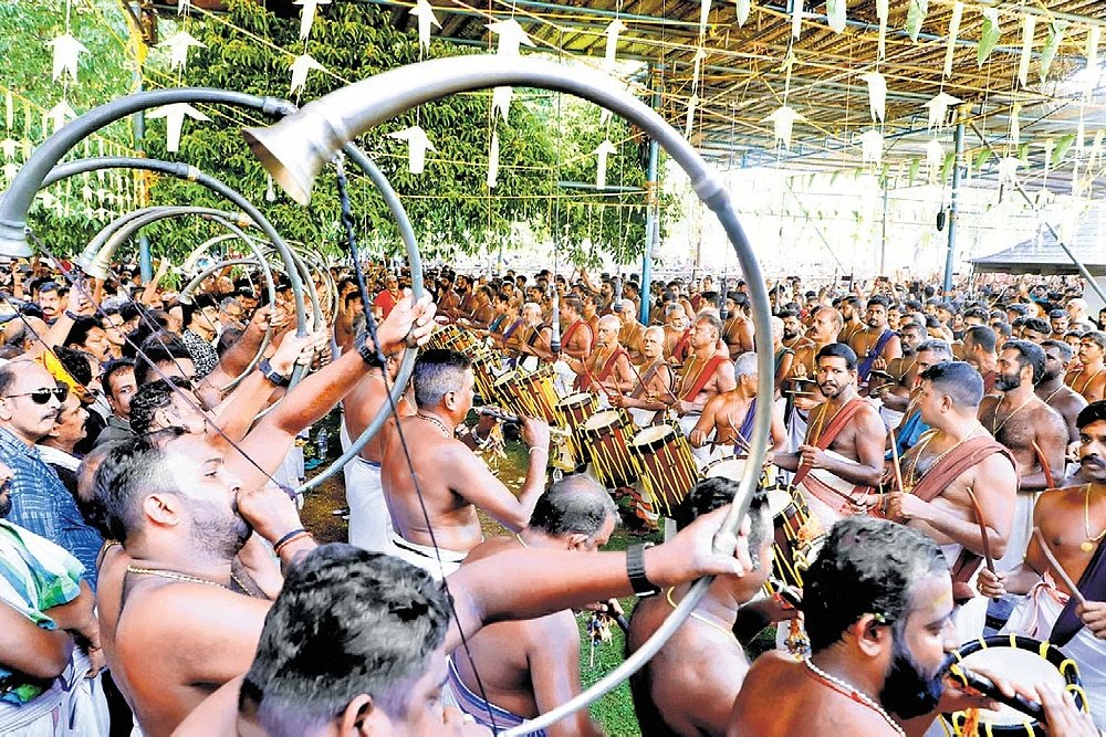 blog-1775593893Elanjithara melam1.jpg